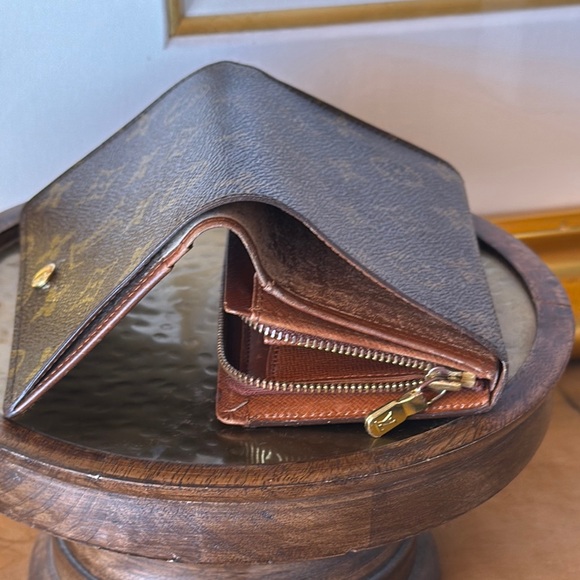 Louis Vuitton Monogram Brown Wallet - Picture 13 of 16